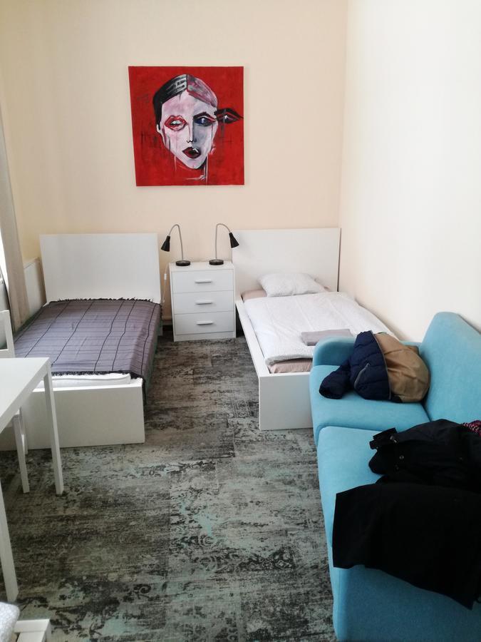 וילנה 25 Hours Hostel מראה חיצוני תמונה